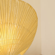 Lade das Bild in den Galerie-Viewer, Ingo Maurer Uchiwa II Lamp
