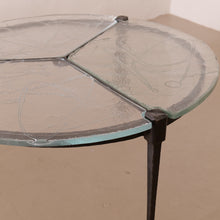 Lade das Bild in den Galerie-Viewer, early Lothar Klute forged round coffee table
