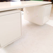 Lade das Bild in den Galerie-Viewer, Igl Jet desk by Ernest Igl for Wilhelm Werndl
