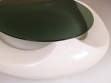 Lade das Bild in den Galerie-Viewer, space age ufo coffee table by Astarte Milano
