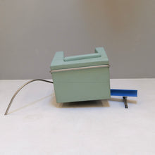 Lade das Bild in den Galerie-Viewer, Coop Himmelblau armchair for Vitra (price on request)
