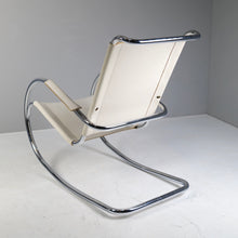 Lade das Bild in den Galerie-Viewer, vintage bauhaus style rocking chair by Fasem
