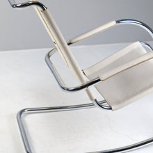 Lade das Bild in den Galerie-Viewer, vintage bauhaus style rocking chair by Fasem
